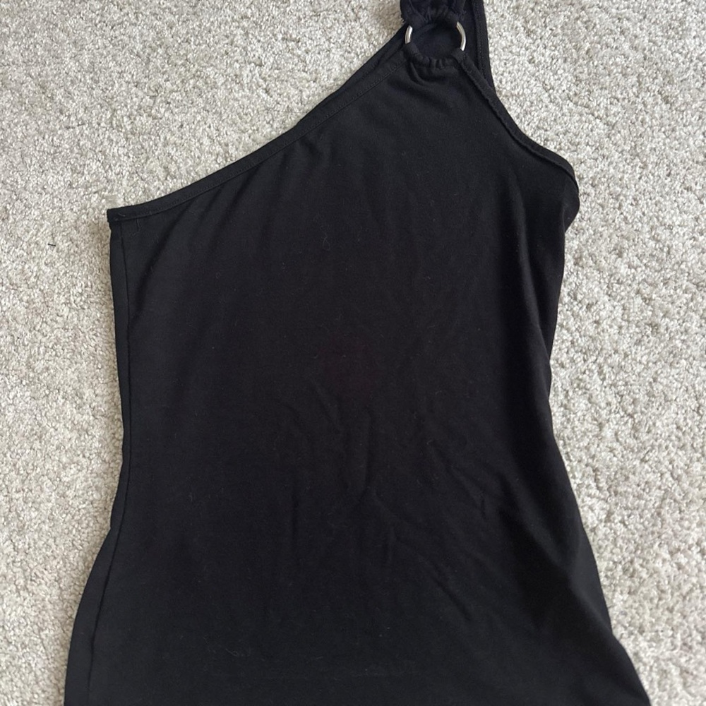 Black One-Shoulder Top